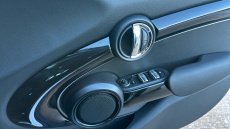 MINI Hatchback 1.5 Cooper Classic 5dr Petrol Hatchback